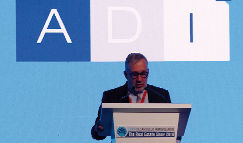 Asume el cargo nuevo presidente de la ADI